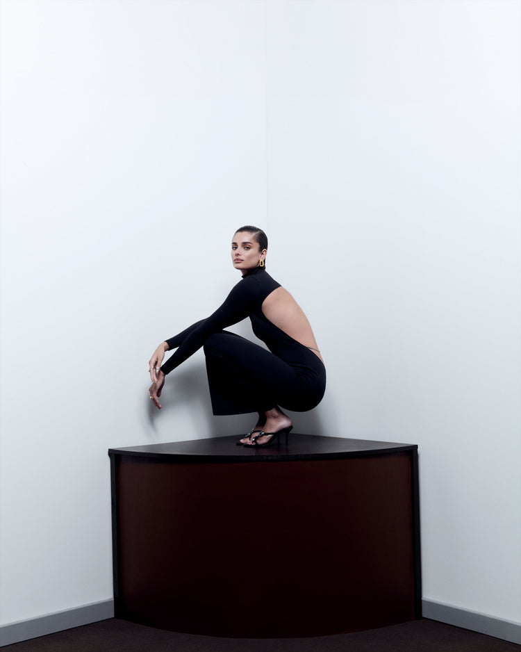 Up And Coming Black Long Sleeve Maxi Dress With Chain In The Back